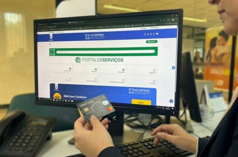 Ilustração da notícia Cidadão já pode parcelar serviços de habilitação em MS diretamente no portal Meu Detran